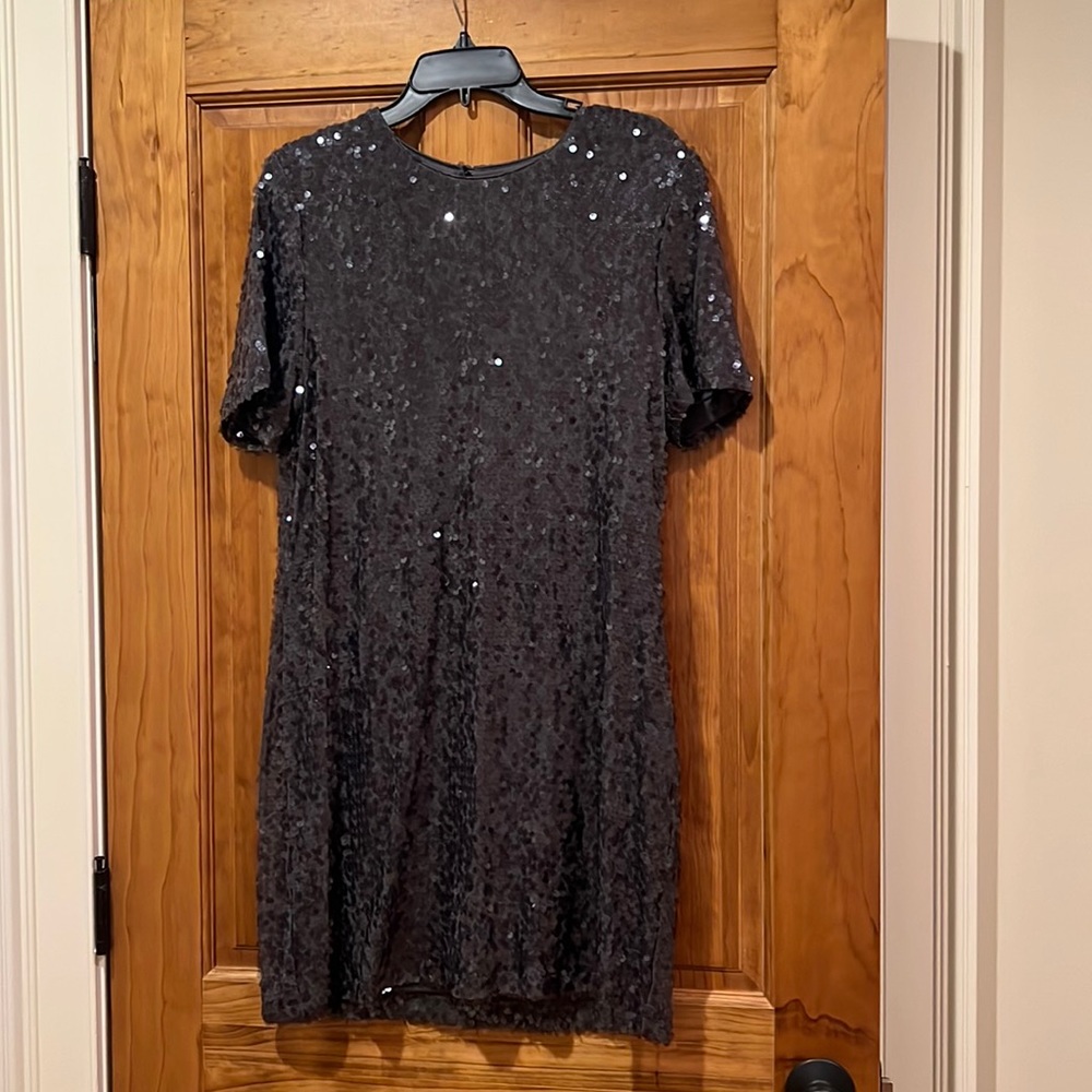Charles Henry sequin short sleeve dress